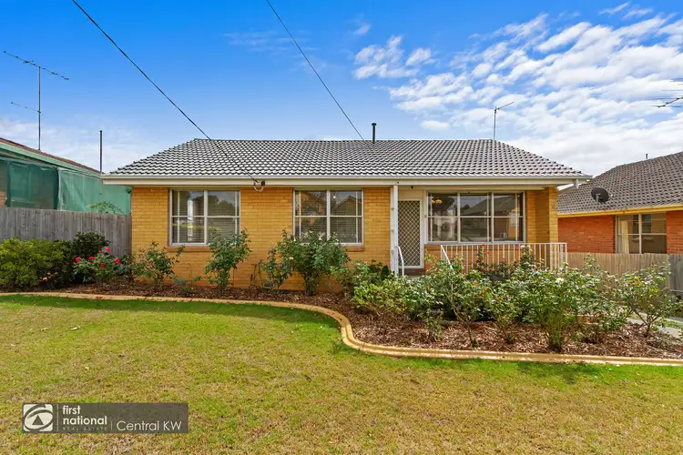13 Howard Avenue, Churchill VIC 3842