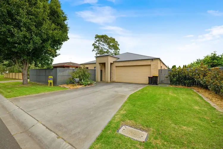 14 Janice Way, Sale VIC 3850