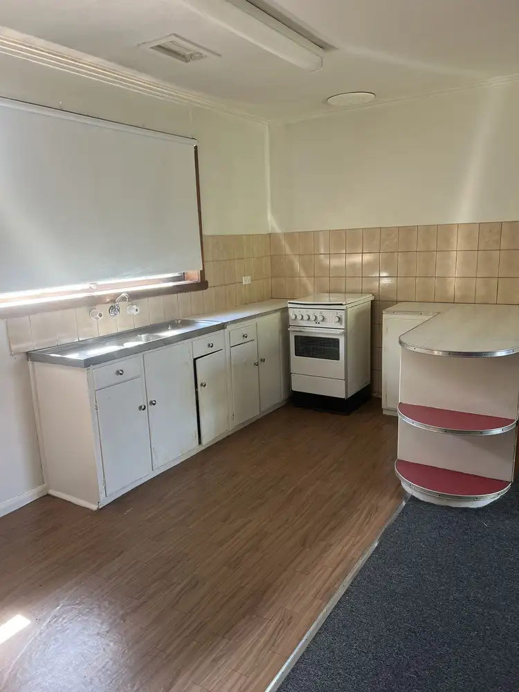 Fifth view of Homely unit listing, Unit 3/26 Elgin Street, Morwell VIC 3840