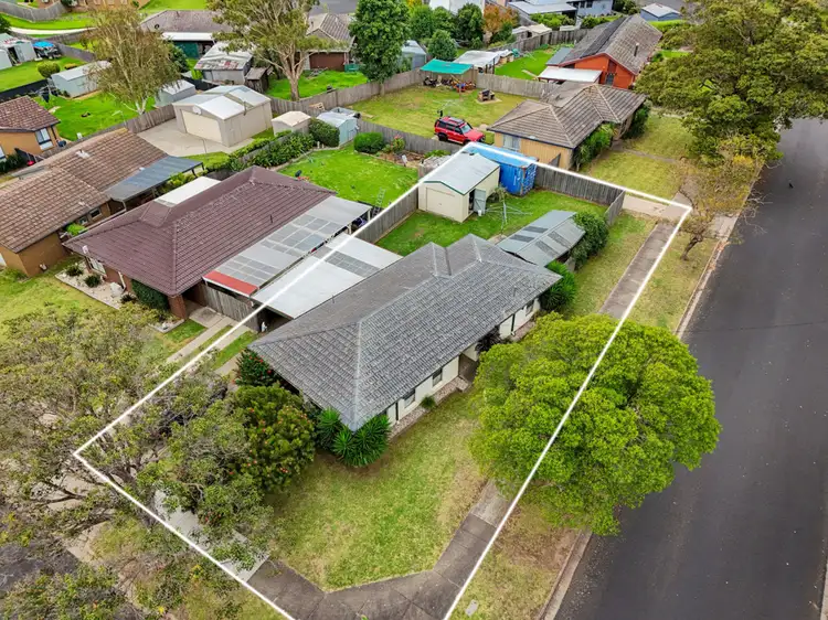 Third view of Homely house listing, 2 Chalmer Court, Sale VIC 3850