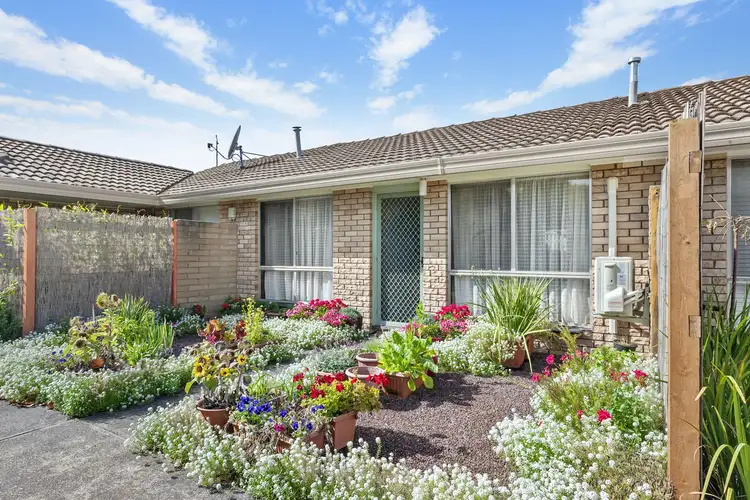 2/106 Larter Street, Ballarat East VIC 3350