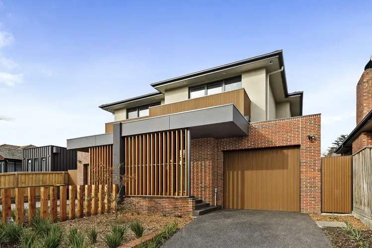 20 Iris Street, Burwood VIC 3125