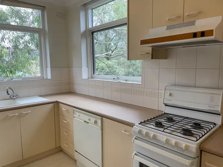 14/240 Wattletree Road, Malvern VIC 3144