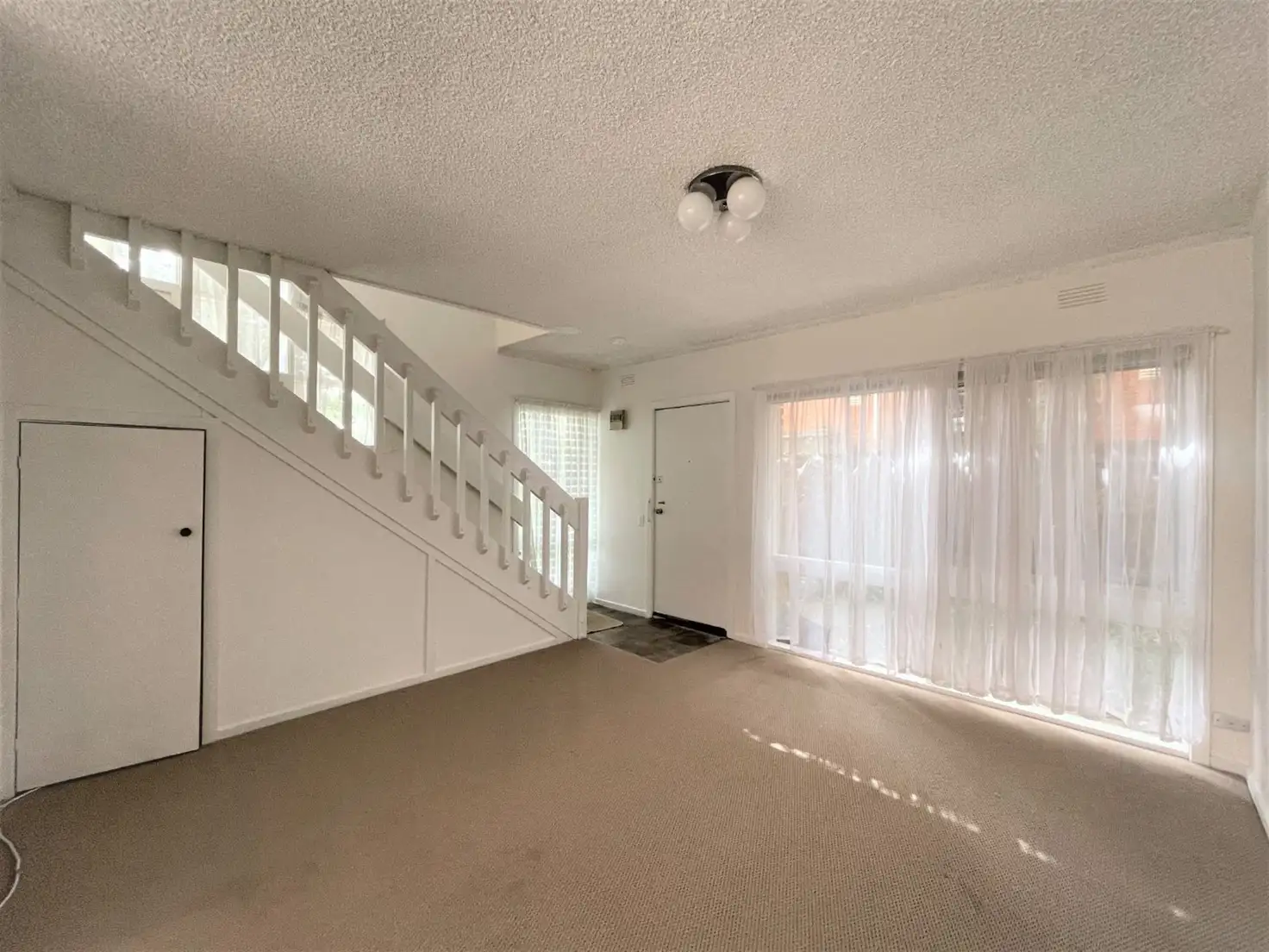 Main view of Homely townhouse listing, 1/324 High Street, Windsor VIC 3181