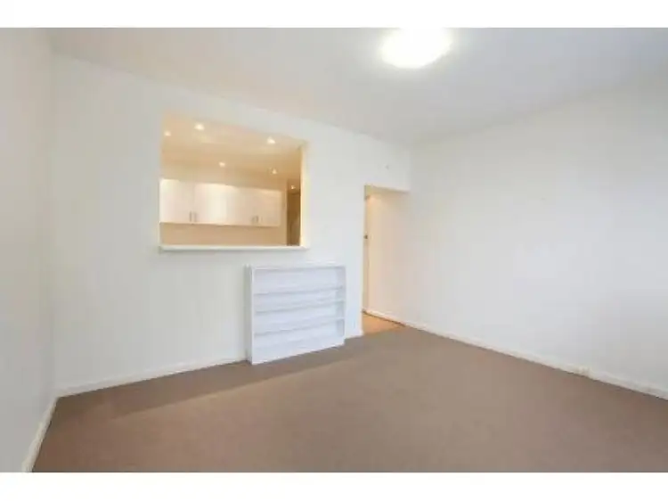 Second view of Homely apartment listing, 14/9 The Avenue, Windsor VIC 3181