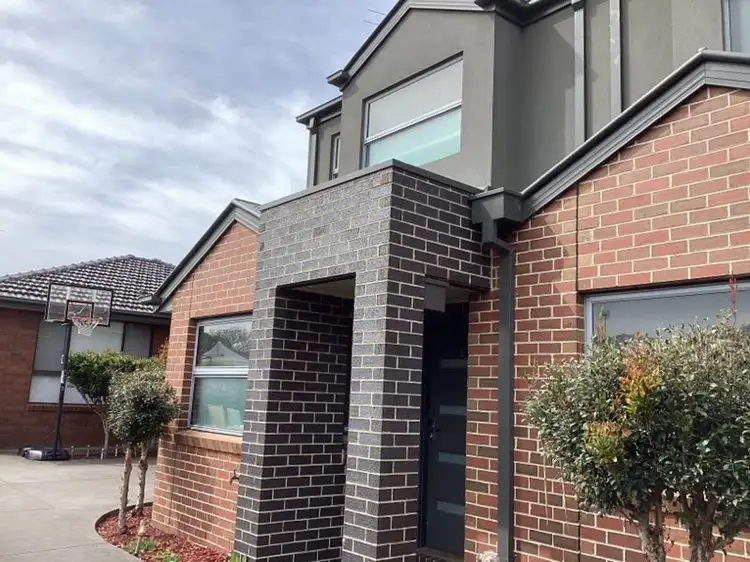 3/8 Harbury Street, Reservoir VIC 3073
