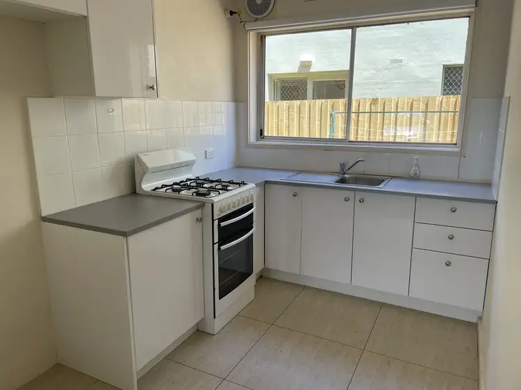 Fifth view of Homely apartment listing, 5/174 Victoria Street, Brunswick VIC 3056