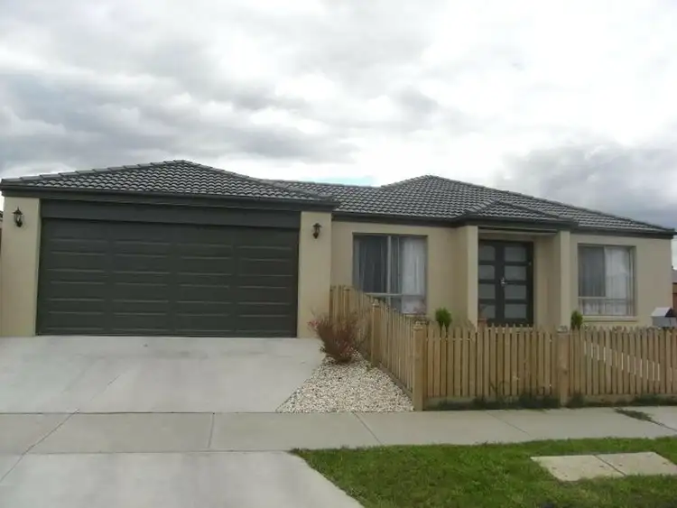 1 Mountain Grey Circuit, Morwell VIC 3840