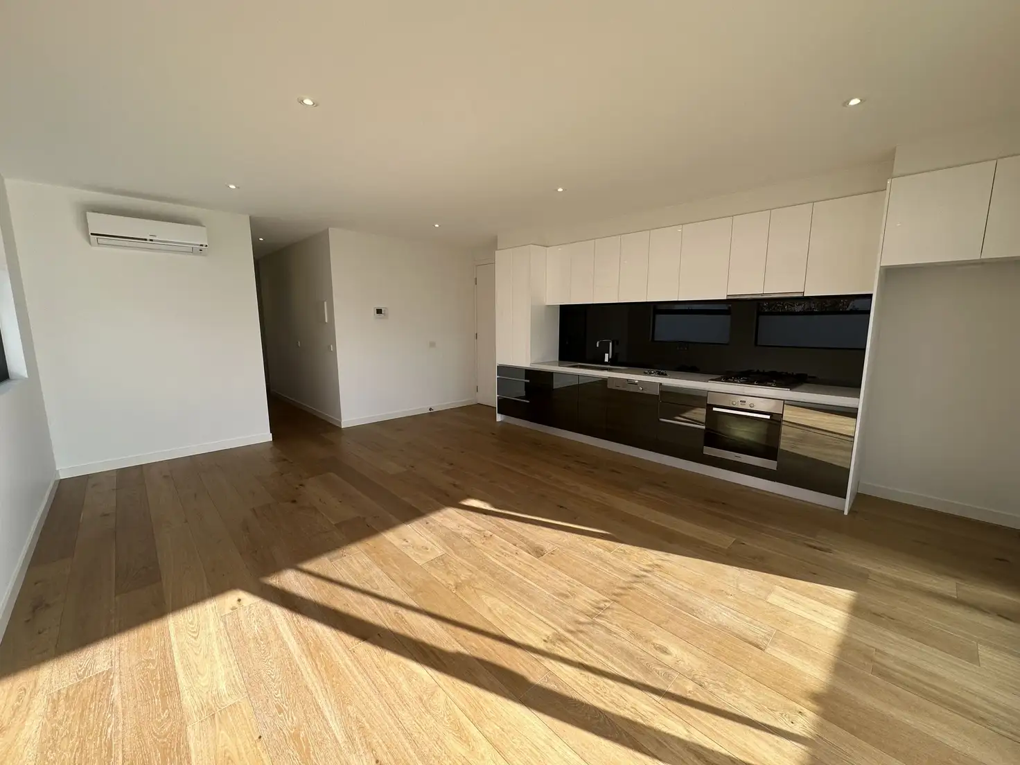 Main view of Homely apartment listing, 203/409-411 Hawthorn Road, Caulfield South VIC 3162