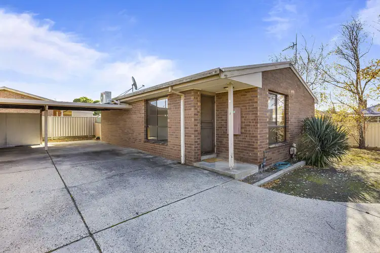 2/3 Hopkins Court, Sebastopol VIC 3356