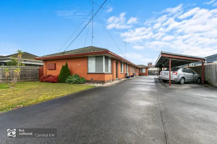 Main view of Homely unit listing, Unit 3/33 Hopetoun Avenue, Morwell VIC 3840