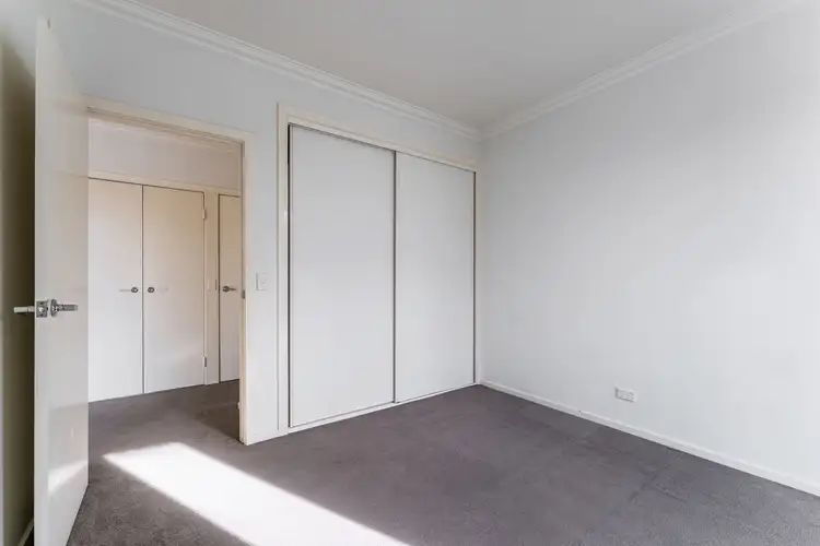 Fourth view of Homely apartment listing, 2/105 Orrong Crescent, Caulfield North VIC 3161