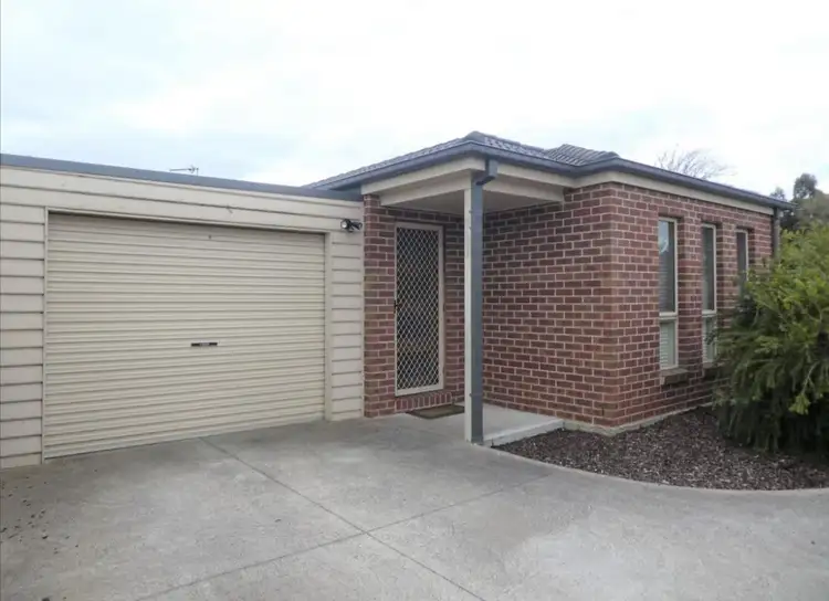 6 Yellowbox Court, Sebastopol VIC 3356