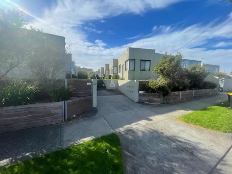 Main view of Homely unit listing, 8/214 Beach Road, Mordialloc VIC 3195