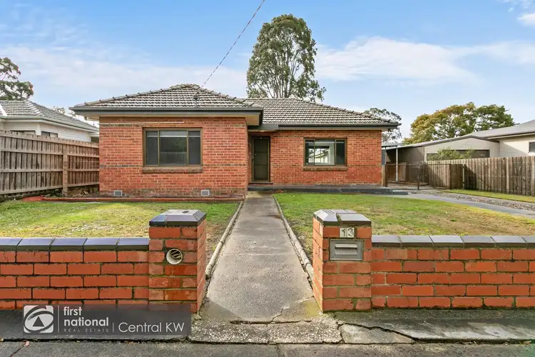 13 Jill Street