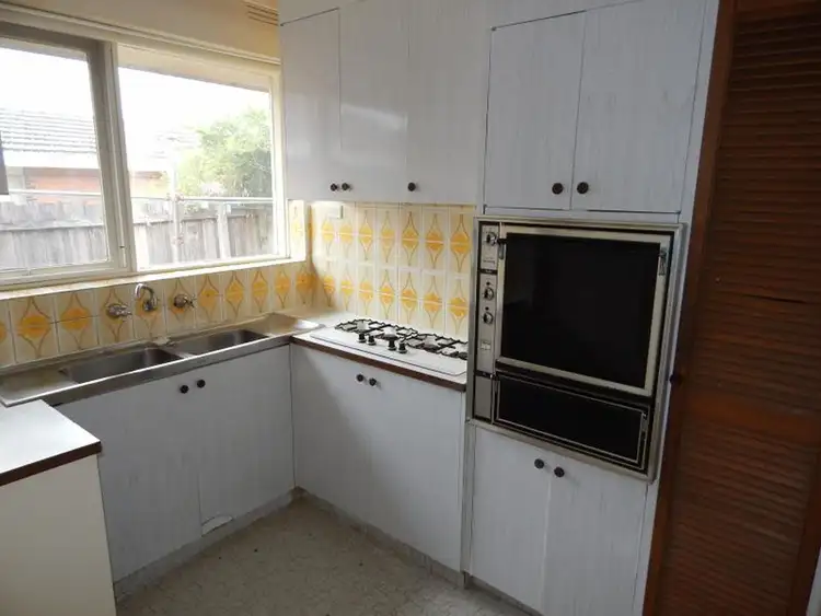 Fifth view of Homely unit listing, 2/18 Buckingham Avenue, Bentleigh VIC 3204