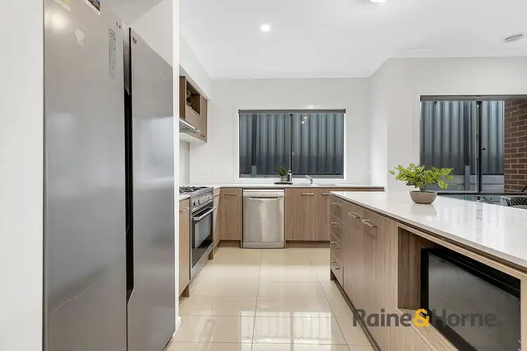 Seventh view of Homely house listing, 18 Igneous Road, Craigieburn VIC 3064