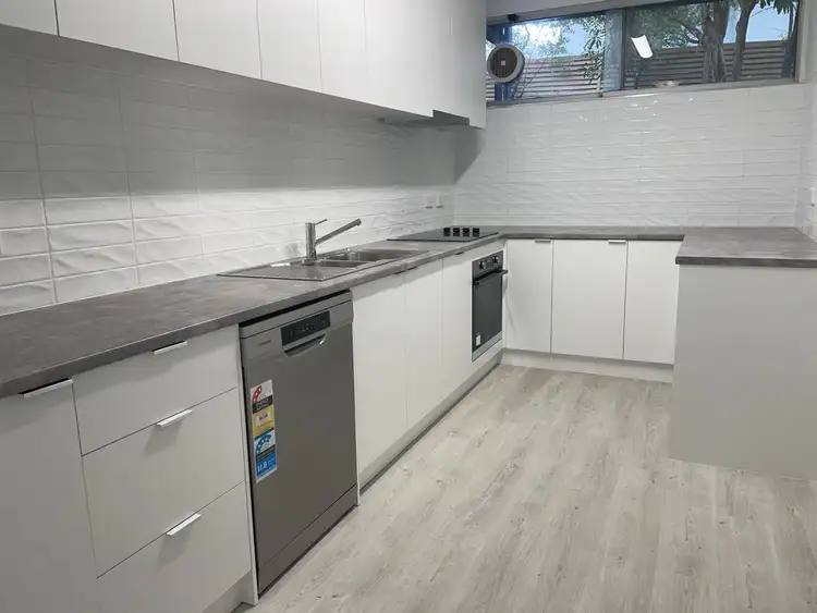 Main view of Homely house listing, 2/13 Grandview Grove, Hawthorn East VIC 3123