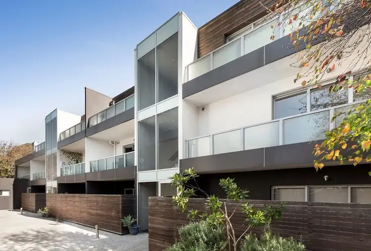 16/4a Lansdowne Road, St Kilda East VIC 3183