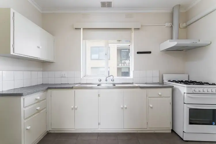 6/10 Charnwood Road, St Kilda VIC 3182