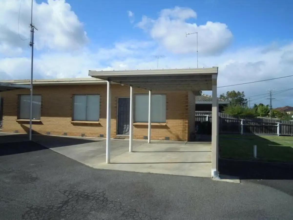 Main view of Homely unit listing, Unit 1/26 Cherry Crescent, Morwell VIC 3840