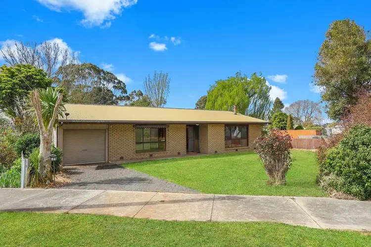 8A Ardonachie Street, Macarthur VIC 3286