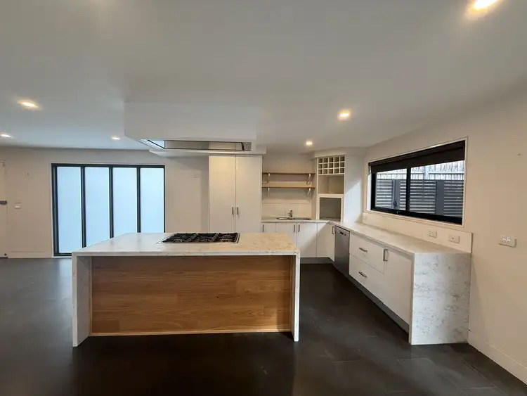 2/11 Winfield Road, Balwyn North VIC 3104