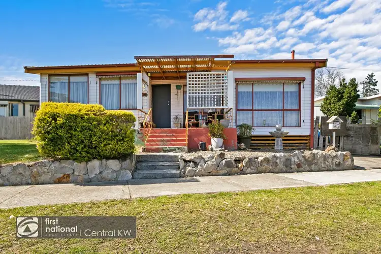 6 Moira Street, Morwell VIC 3840
