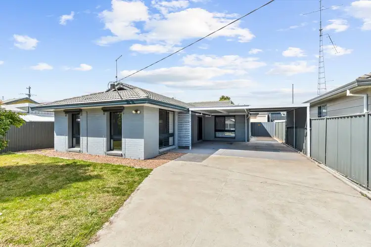 2 Moroney Street, Maffra VIC 3860