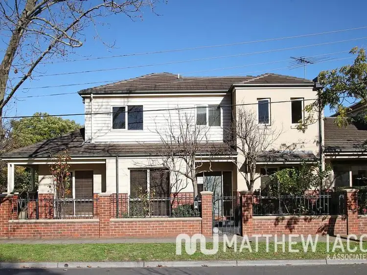 4B Oakleigh Road