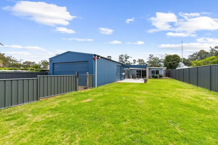 10 Mount Bradley Street, Coongulla VIC 3860