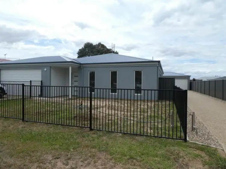 100B Landy Street, Maffra VIC 3860