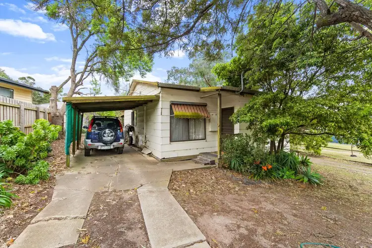 24 Stagg Street, Heyfield VIC 3858