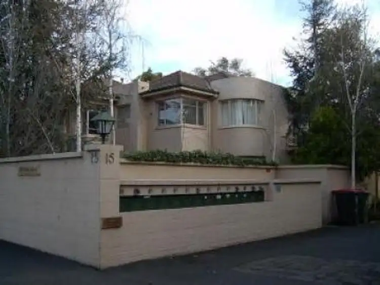 15-17 Cochrane Street