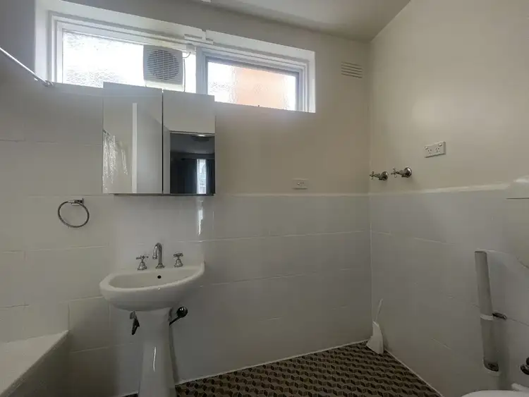 Fifth view of Homely apartment listing, 2/43A Chapel Street, St Kilda VIC 3182