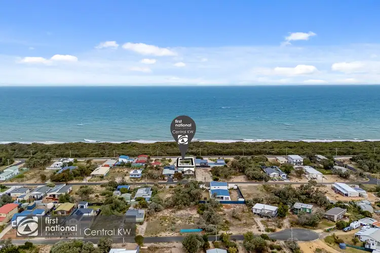 180 Shoreline Drive, Golden Beach VIC 3851