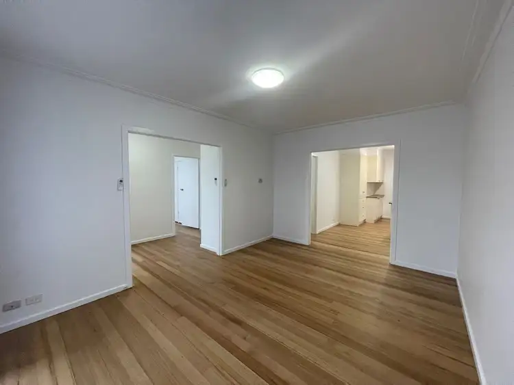 1/23 Shoobra Road, Elsternwick VIC 3185