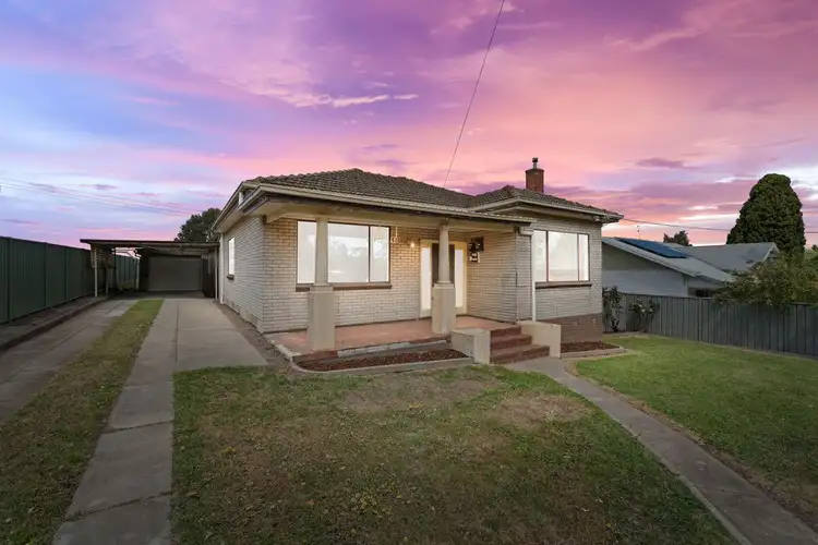 6 Mills Street, Maffra VIC 3860