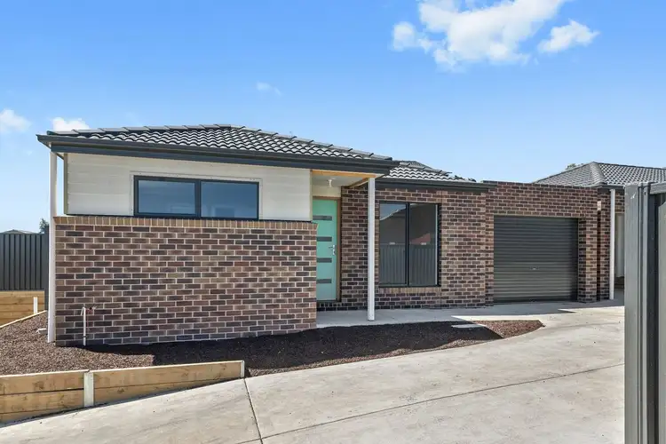 10 Peppermint Place, Mount Pleasant VIC 3350