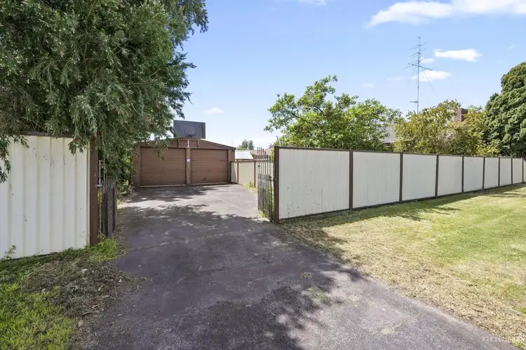 10 Arthur Street, Alfredton VIC 3350