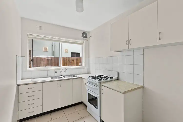 Fourth view of Homely apartment listing, 2/174-176 Victoria Street, Brunswick VIC 3056