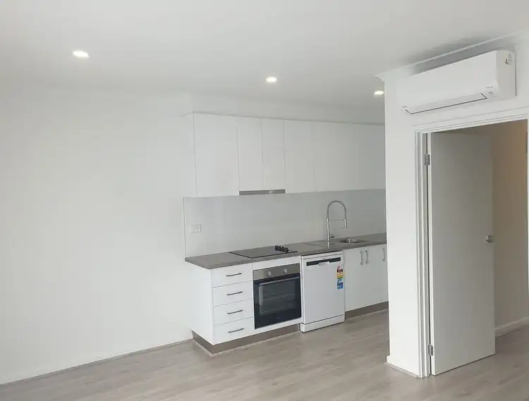 8/30 Walsh Street, Ormond VIC 3204