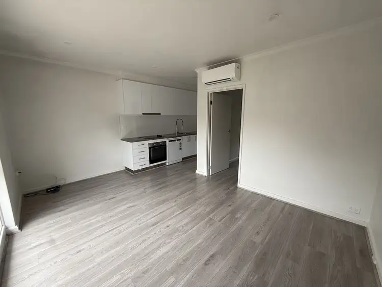 8/30 Walsh Street, Ormond VIC 3204