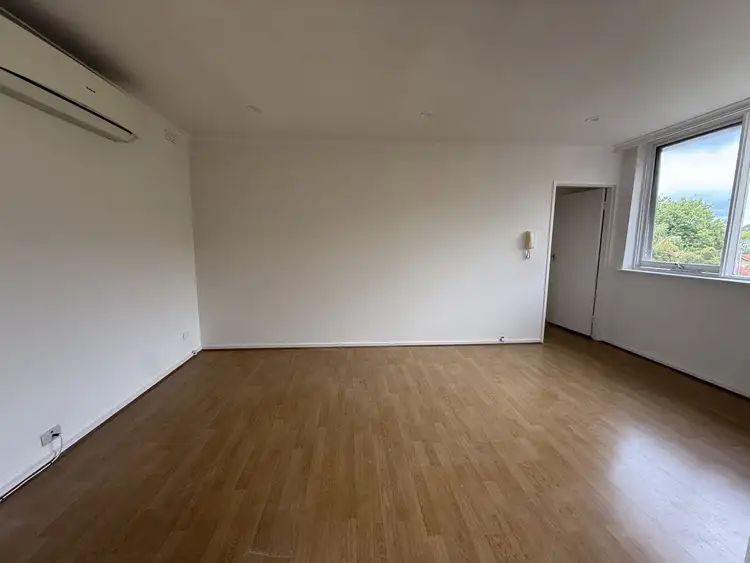 Fourth view of Homely apartment listing, 8/147 Glen Huntly Road, Elwood VIC 3184