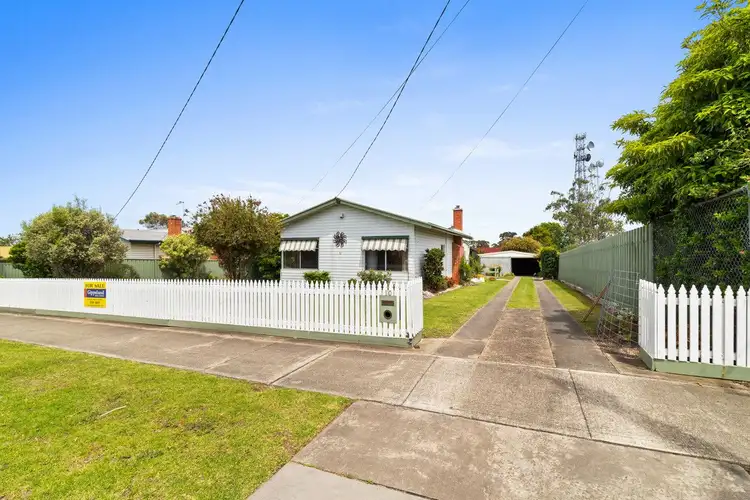 10 Clark Street, Heyfield VIC 3858