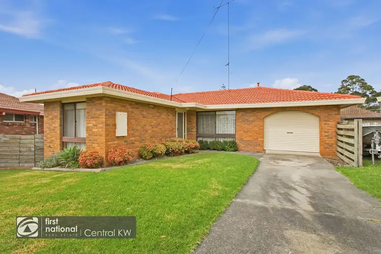 12 Wicks Crescent