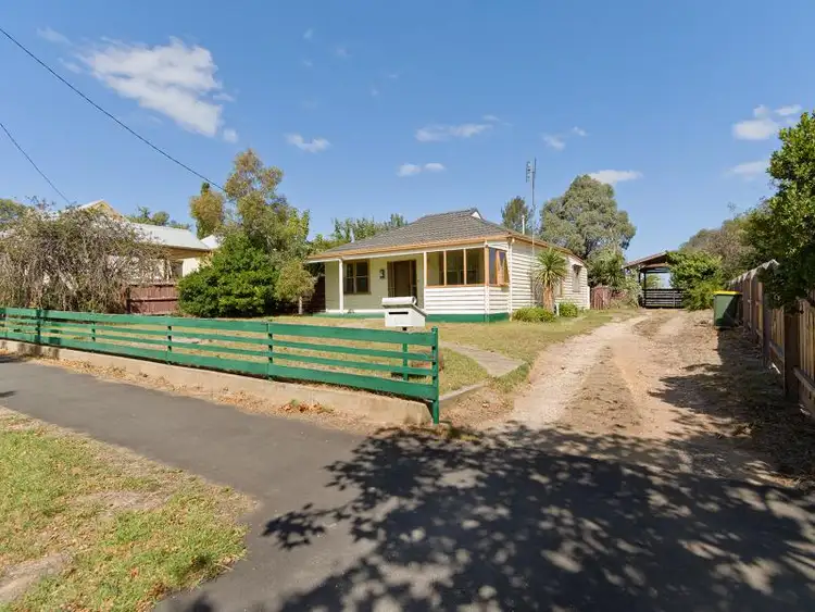 Second view of Homely house listing, 22 Hunter Street, Castlemaine VIC 3450
