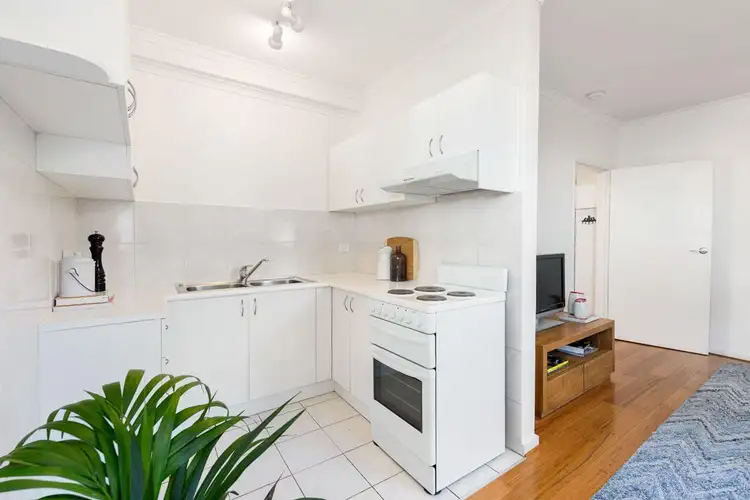 Fifth view of Homely apartment listing, 14/14 The Esplanade, Clifton Hill VIC 3068