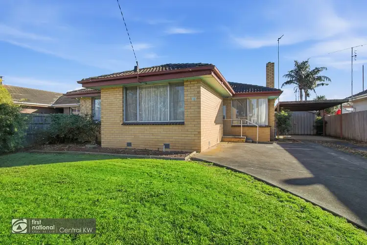 35 Kurt Street