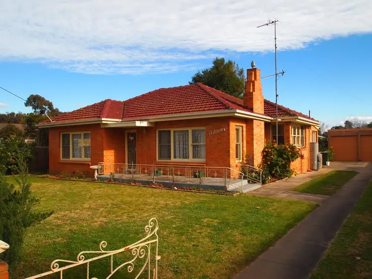 19 McMillan Street